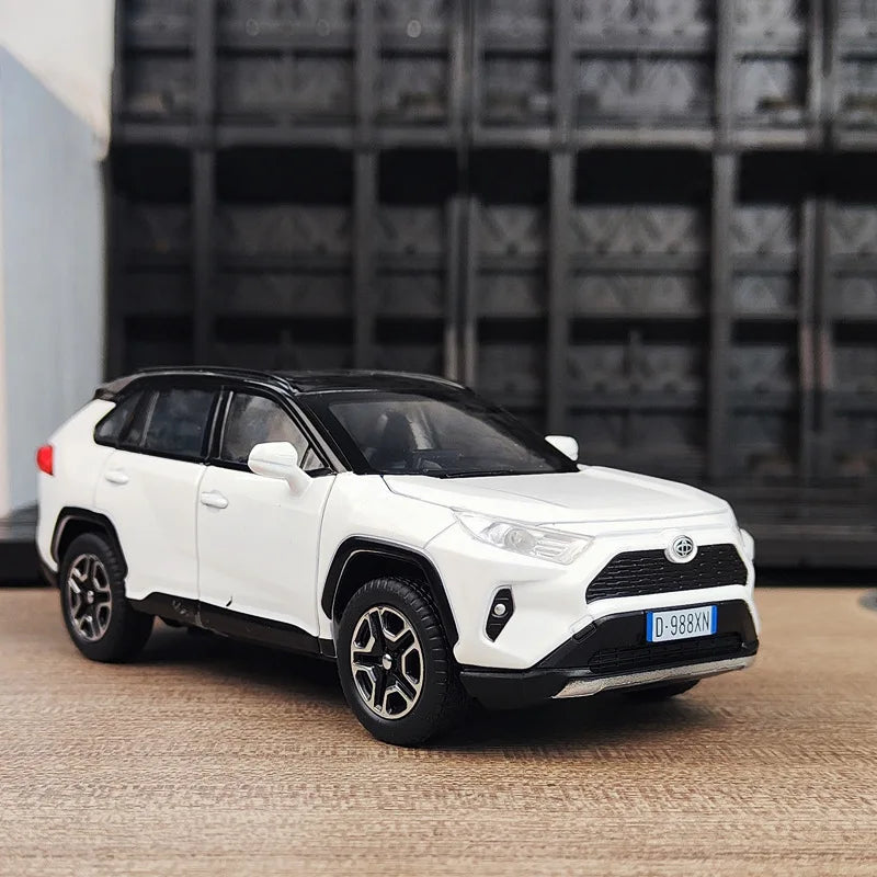 1:32 RAV4 2023 SUV Alloy Diecast Car with Sound & Light